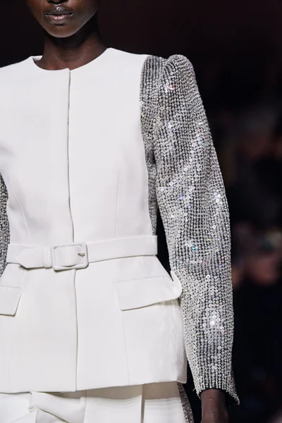 Look 83